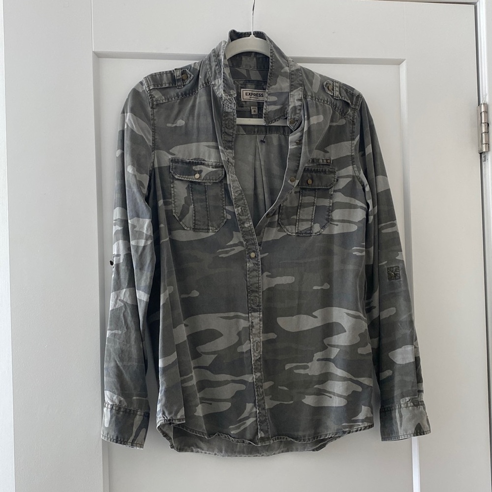 Express boyfriend button down